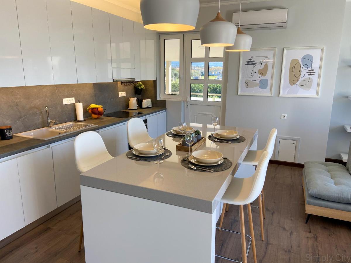 Simplycity Homestay Apartments Кремасти Экстерьер фото
