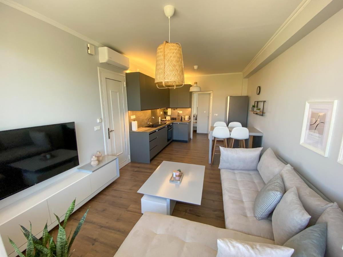 Simplycity Homestay Apartments Кремасти Экстерьер фото